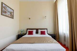 Гостиница Соло на Невском Проспекте Санкт-Петербург Улучшенный номер с 1 кроватью,джакузи и видом во двор-4