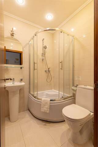 Гостиница Соло на Невском Проспекте Санкт-Петербург Стандарт с 1 кроватью, вид на Рубинштейна или во двор-12