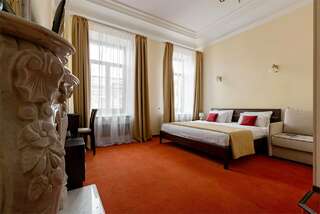 Гостиница Соло на Невском Проспекте Санкт-Петербург Делюкс с кроватью "king-size",джакузи и видом на Рубинштейна-2